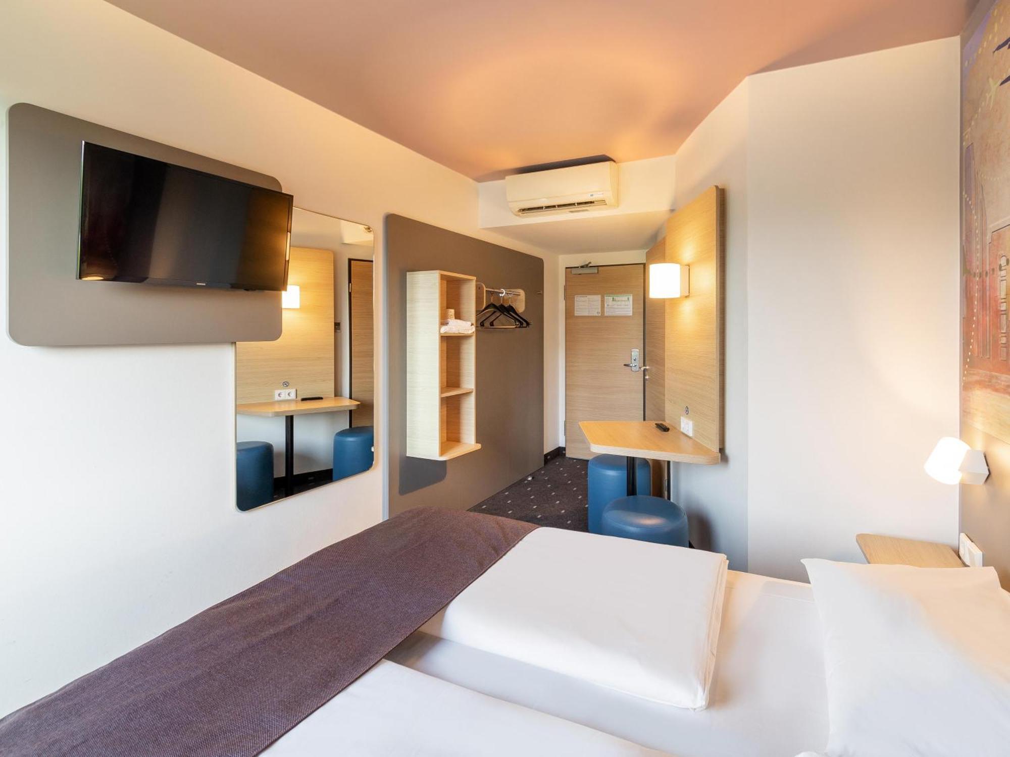 B&B Hotel Duesseldorf-Airport Extérieur photo