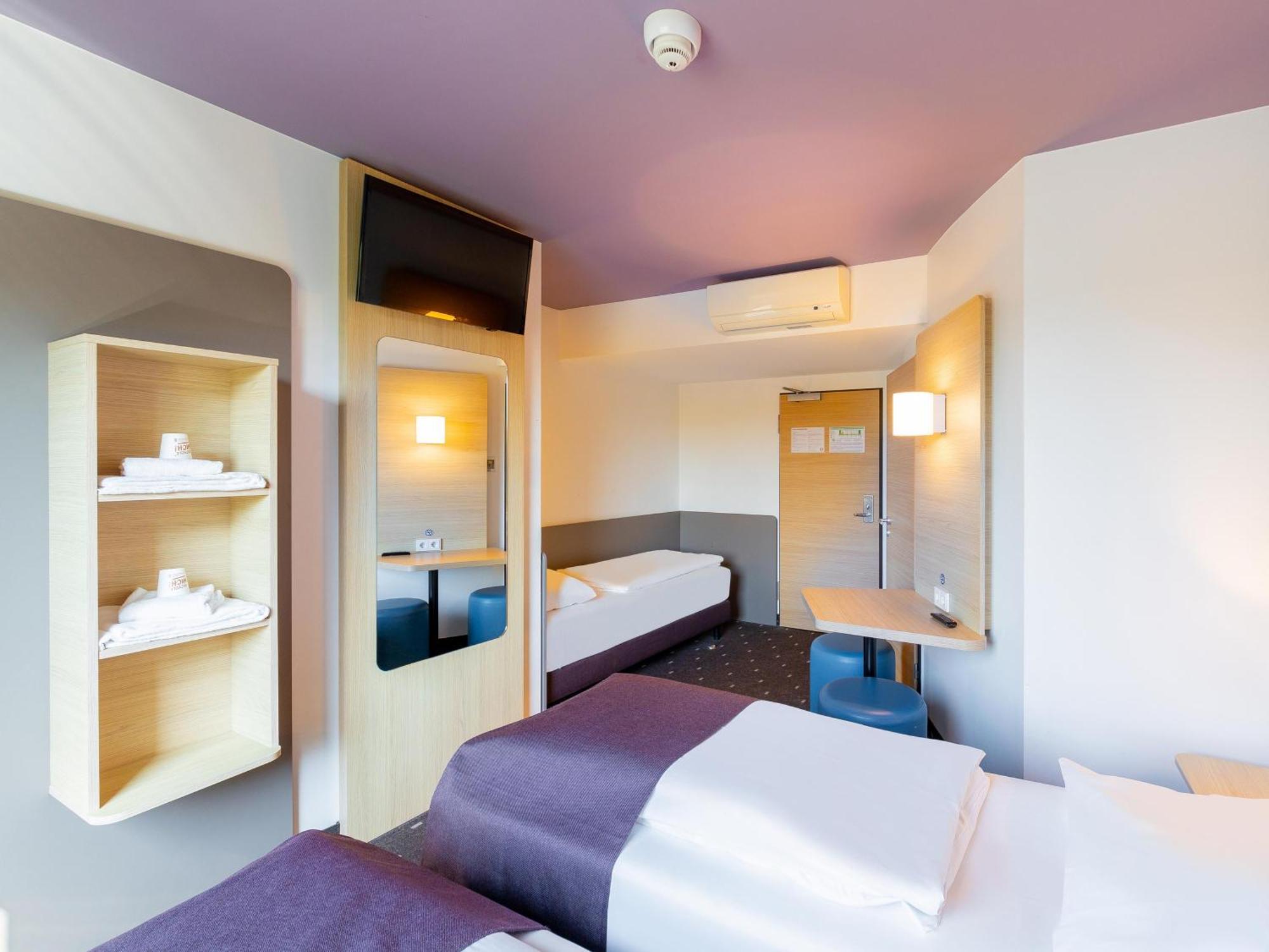 B&B Hotel Duesseldorf-Airport Extérieur photo