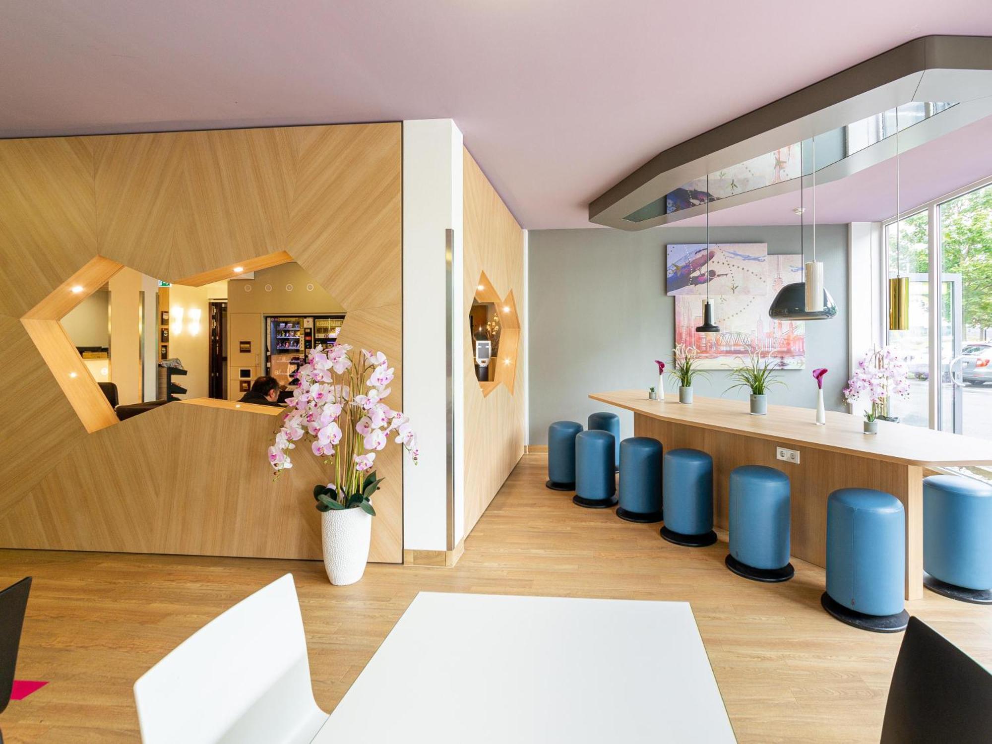 B&B Hotel Duesseldorf-Airport Extérieur photo