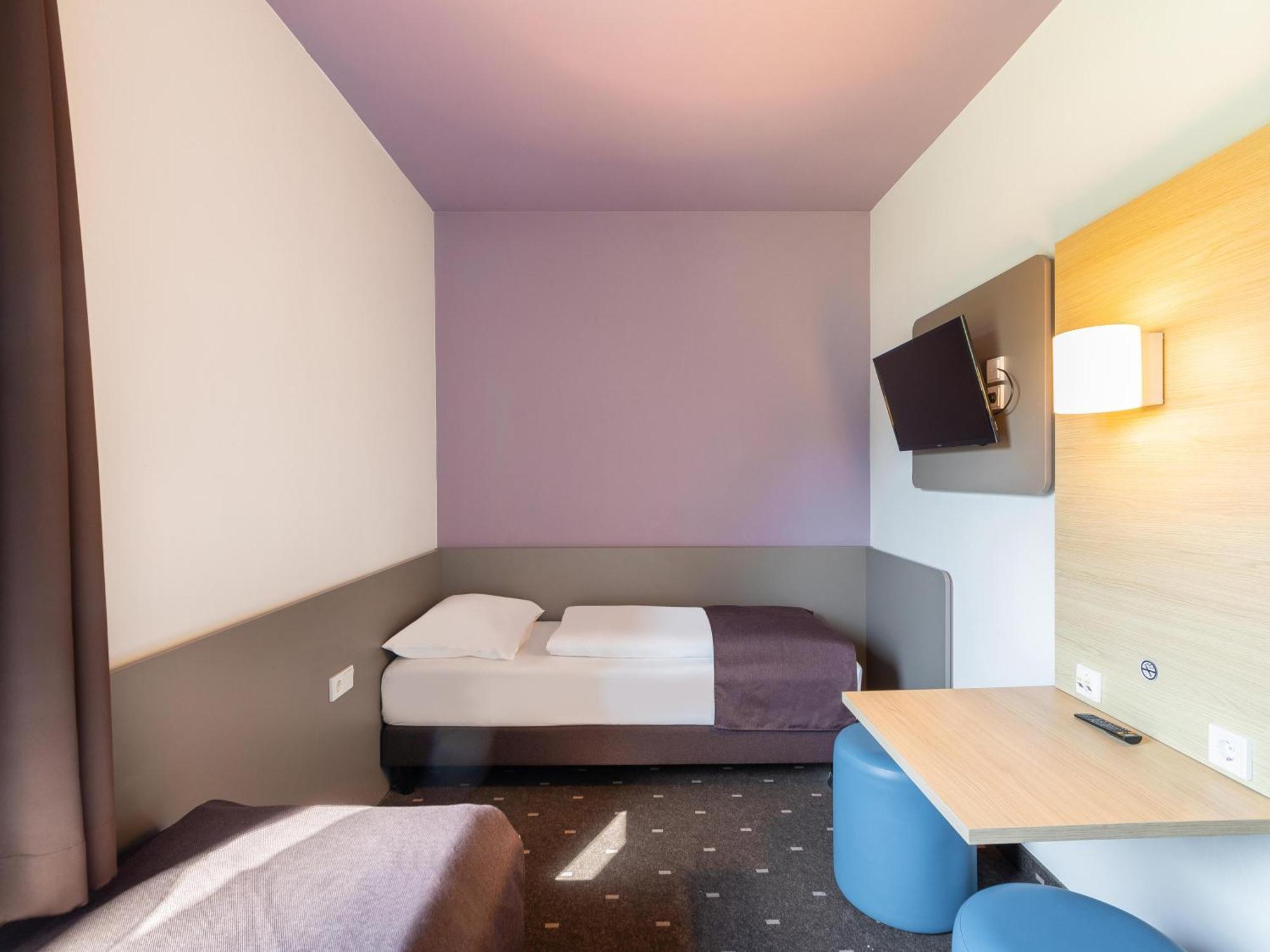 B&B Hotel Duesseldorf-Airport Extérieur photo