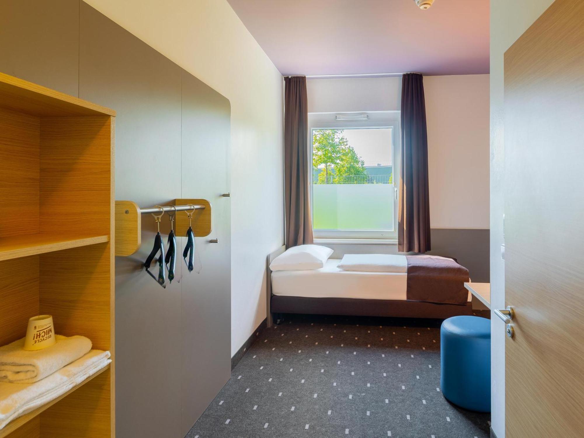 B&B Hotel Duesseldorf-Airport Extérieur photo